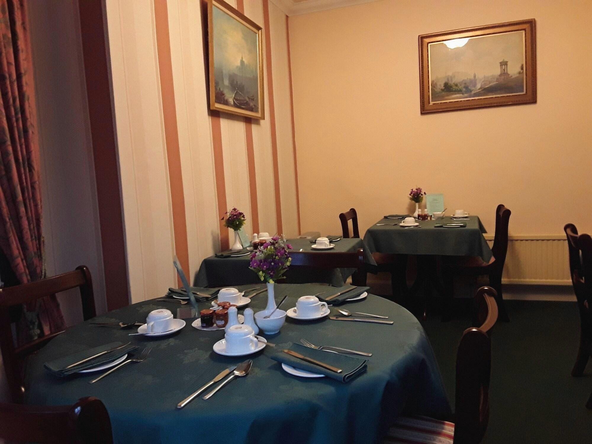 Acer Lodge Guest House 19/26