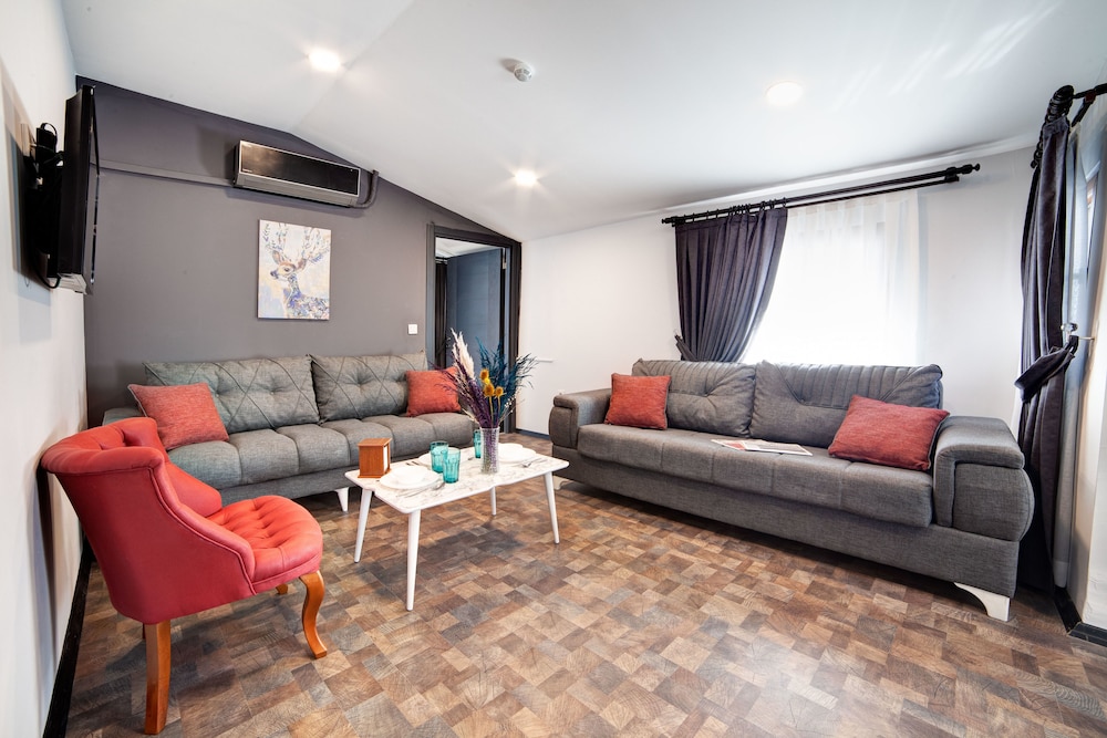 Lime Garden Hotel 36/61