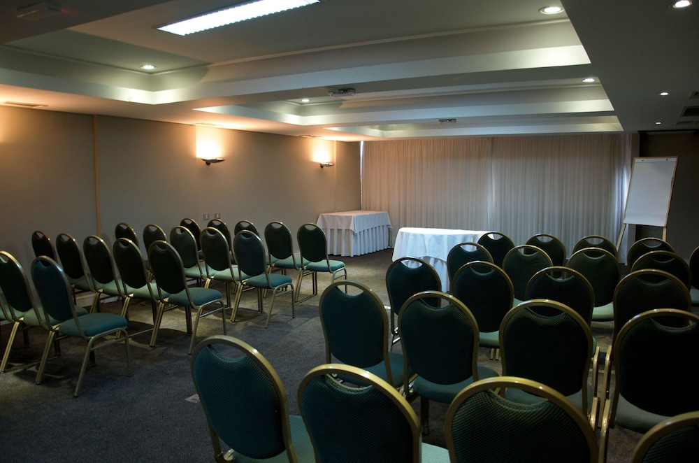Hotel Victoria Villa Curitiba By Nacional Inn 139/146