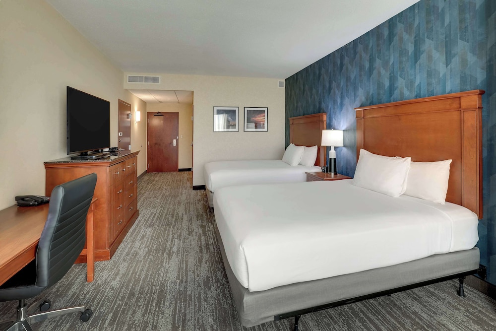 غرفة بسريرين كوين لذوي الإعاقة، Drury Inn Suites Mt Vernon 2/4