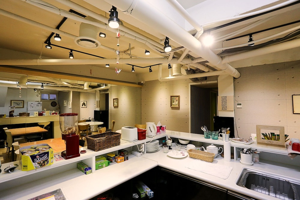 MAMA GUEST HOUSE 52/67