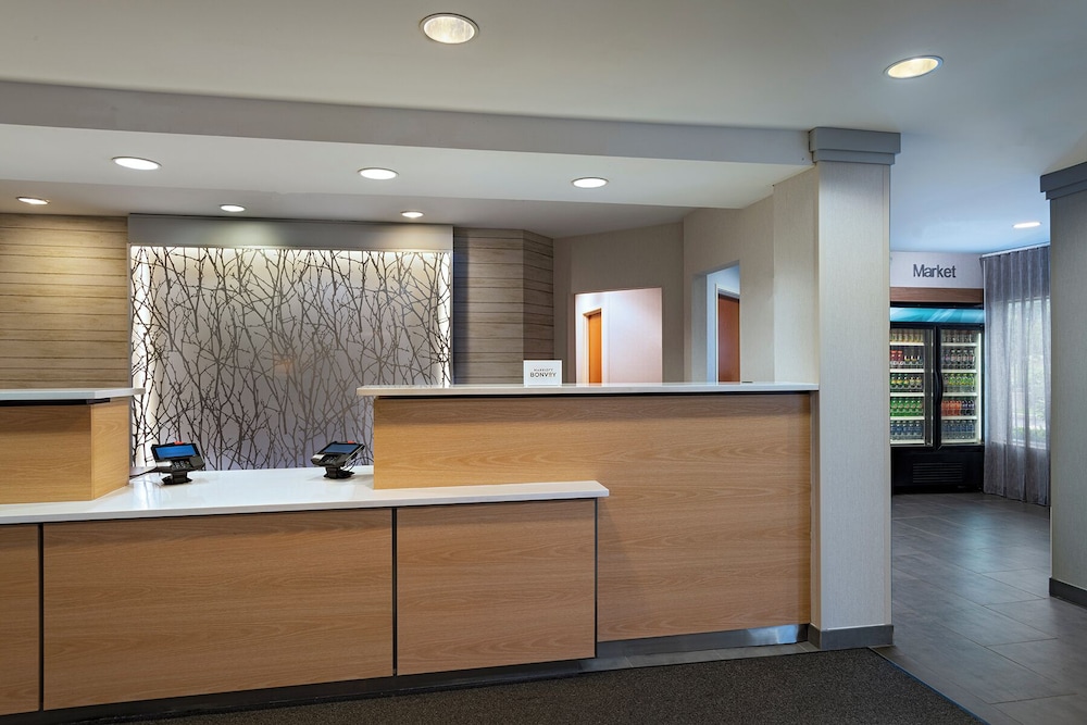 Fairfield Inn Suites By Marriott Edison South Plainfield 7/49