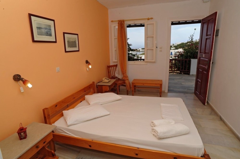 Akrogiali Hotel 10/34