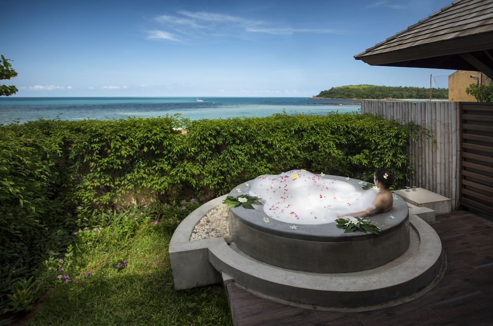 Nora Beach Resort and Spa 55/64