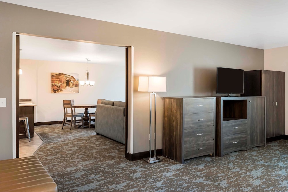 Copper King Convention Center, an Ascend Collection Hotel 33/41