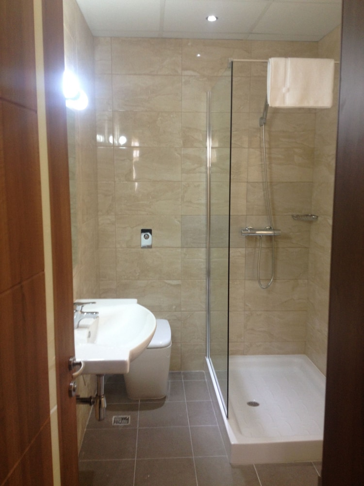 Grand Harbour Hotel 45/45
