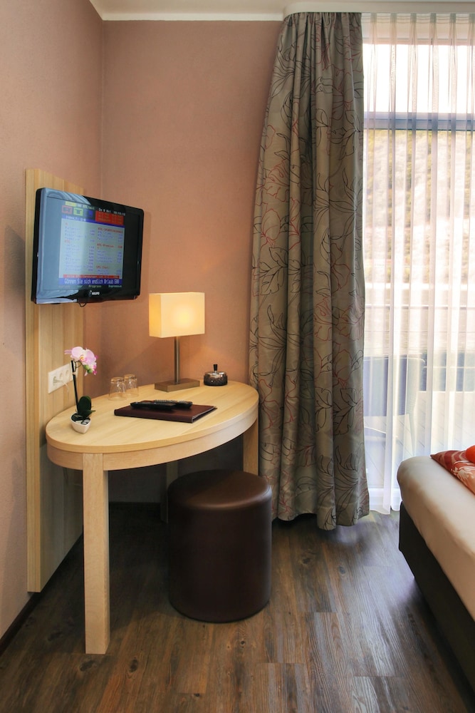 Hotel Rheinkonig 21/31