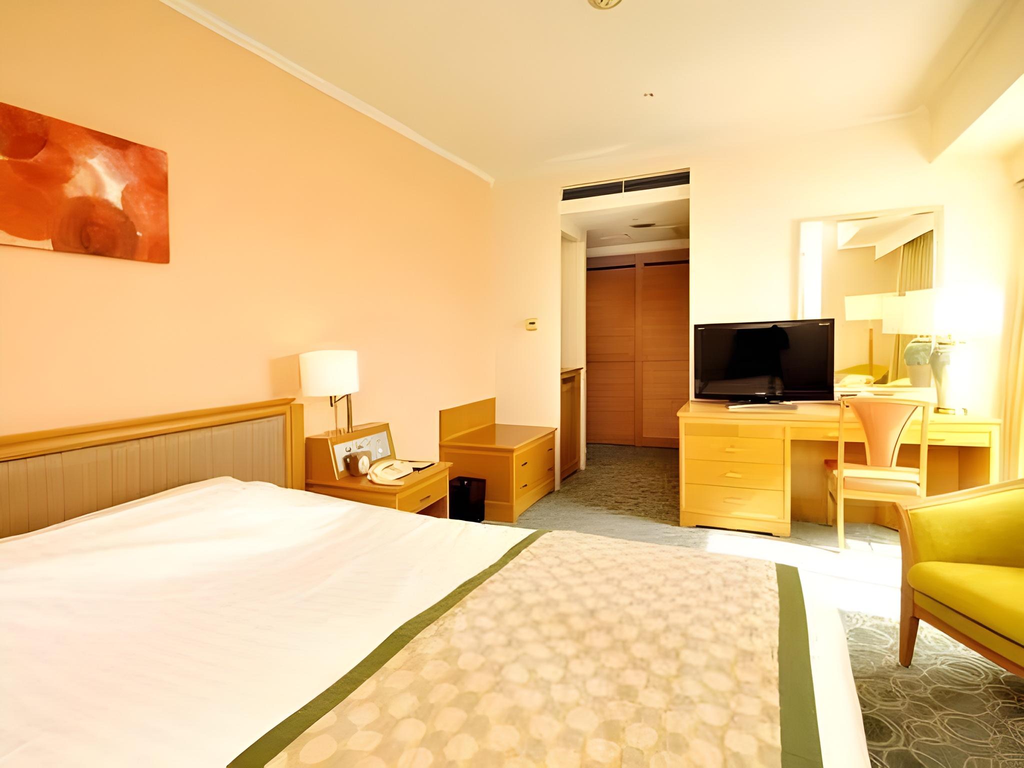 Room, Double Bed