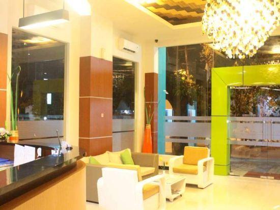 Hotel Artha Kencana 10/36