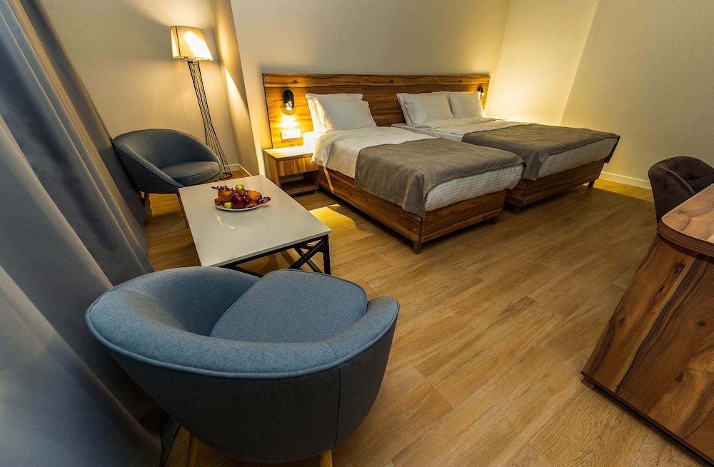 Address Boutique Hotel 33/55