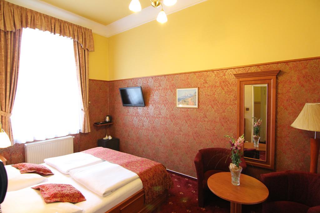 Old Prague Hotel 13/26