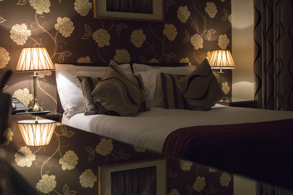 Dobbins Inn 17/39
