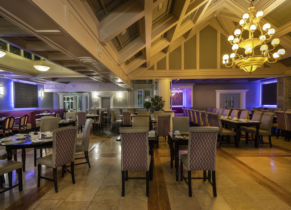 Treacys Oakwood Hotel, Shannon 40/55