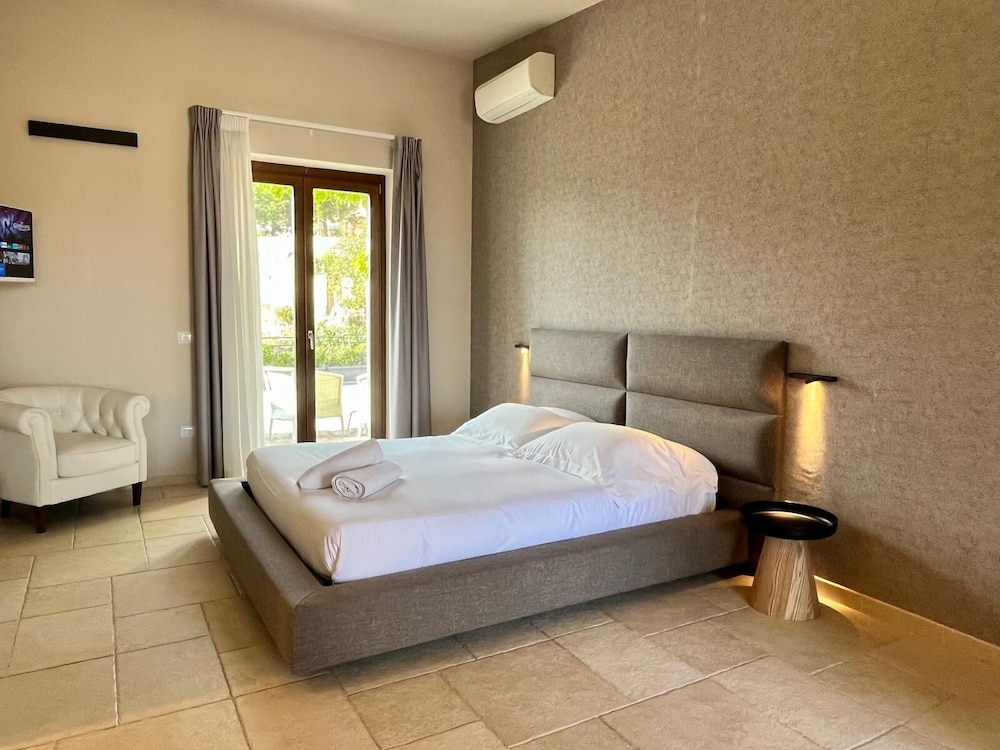 Masseria Santa Lucia 13/43