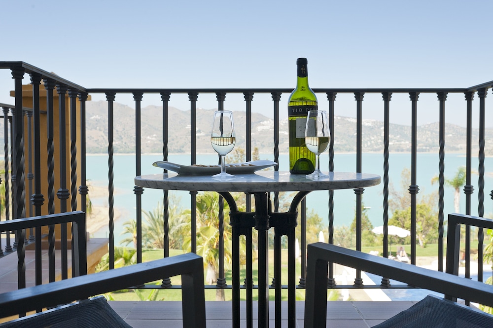 B bou Hotel La Vinuela & Spa 55/66