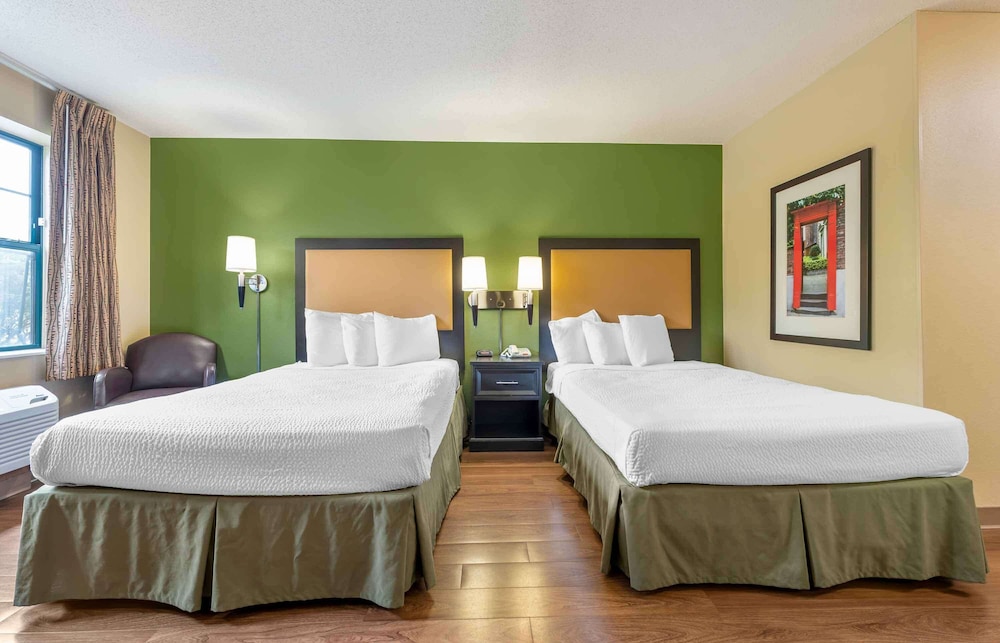 Extended Stay America Bloomington - Normal 14/48