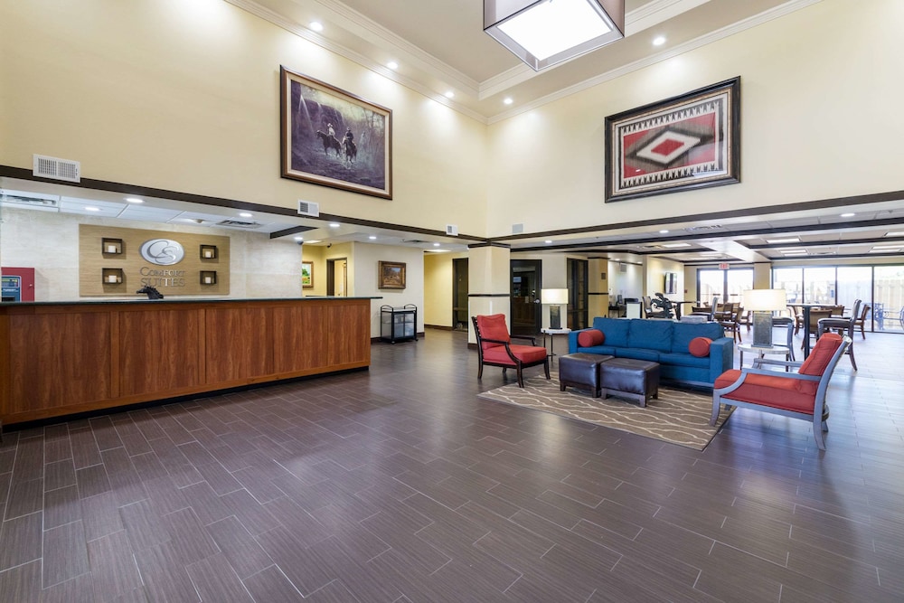 Comfort Suites Austin Airport 7/40