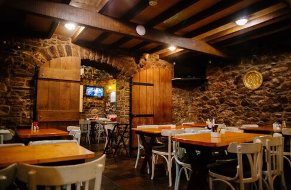 The Garrandarragh Inn 21/33