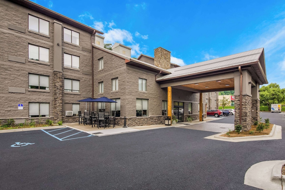 Graystone Lodge, an Ascend Collection Hotel 44/50