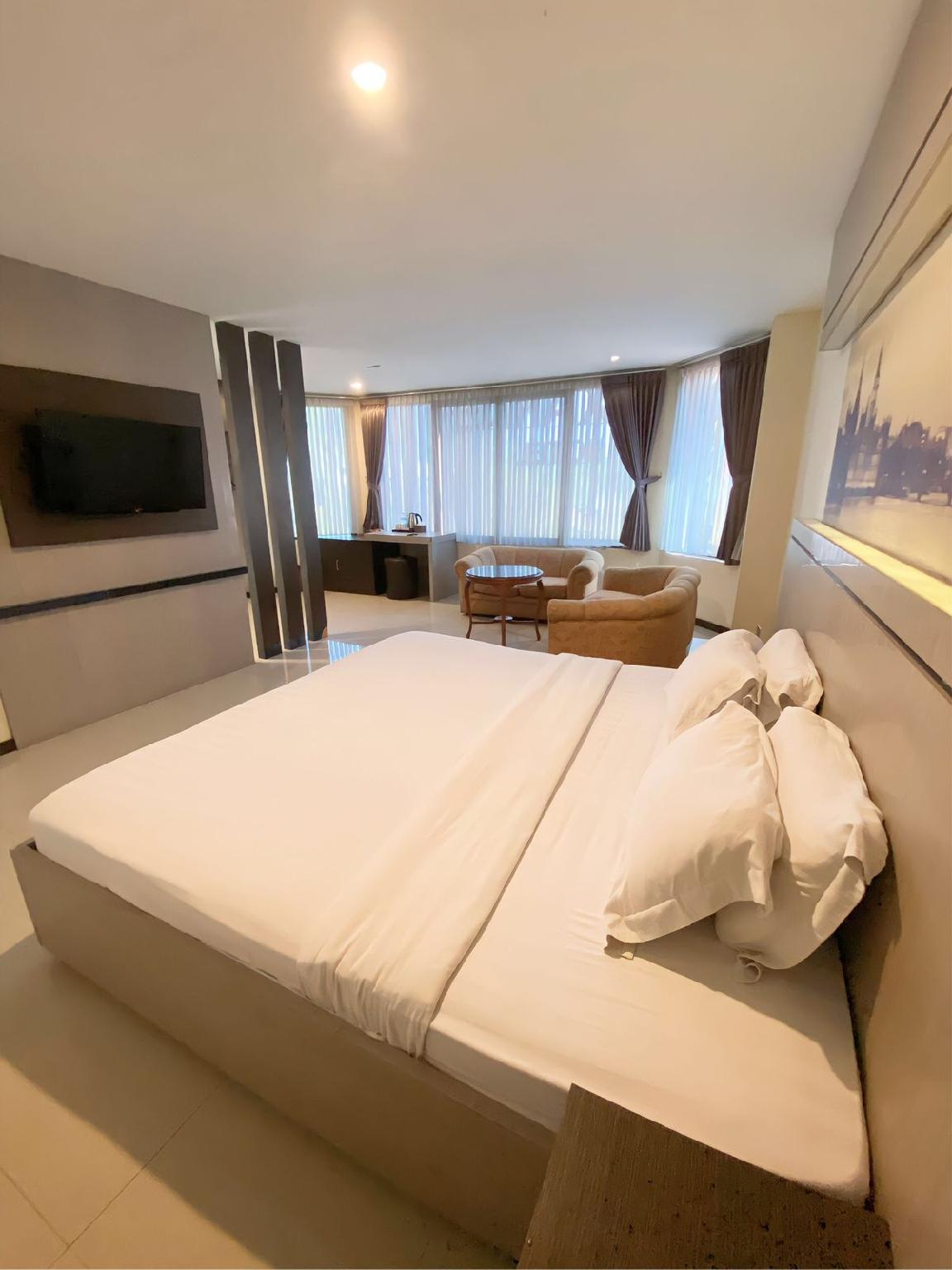 Alexander Hotel Tegal 15/47