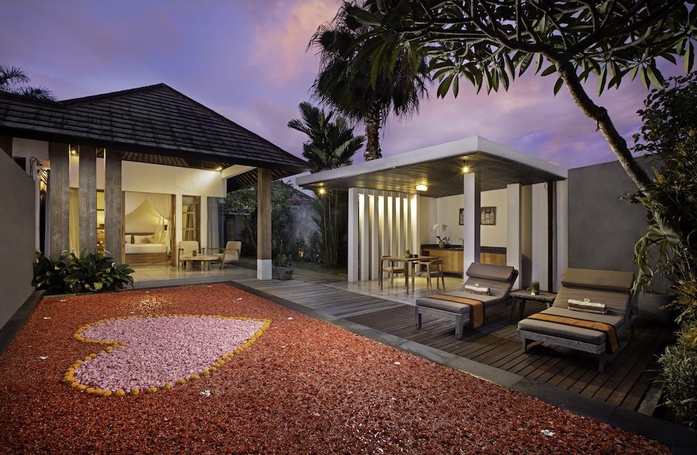 Villa Kayu Lama 42/50