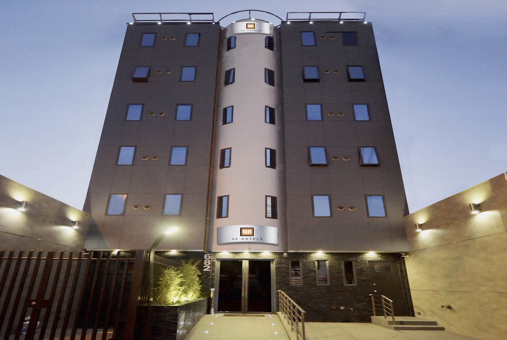 qp Hotels Trujillo 1/35