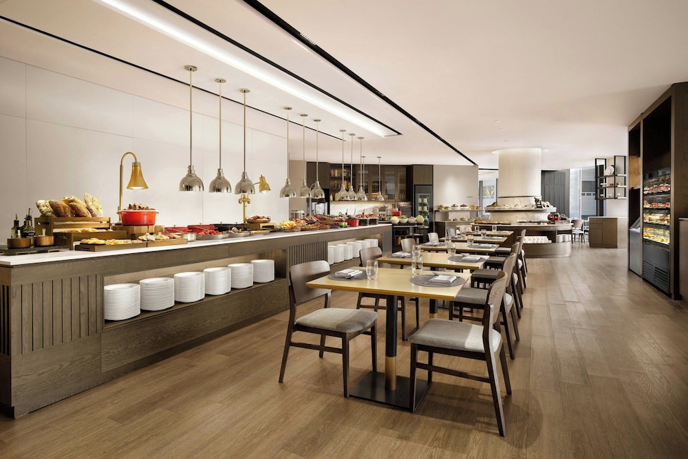 AC Hotel by Marriott Seoul Gangnam 36/47