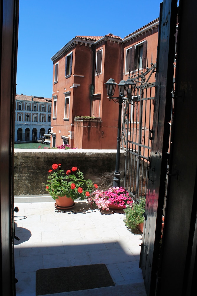 Al Palazzo Lion Morosini 21/27