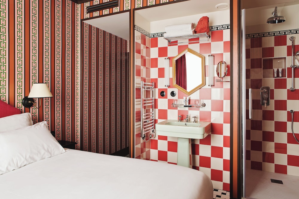 CONNECTING, CLASSIC, DOUBLE BED