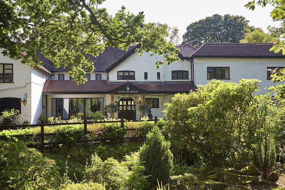 Macdonald Craxton Wood Hotel 58/60