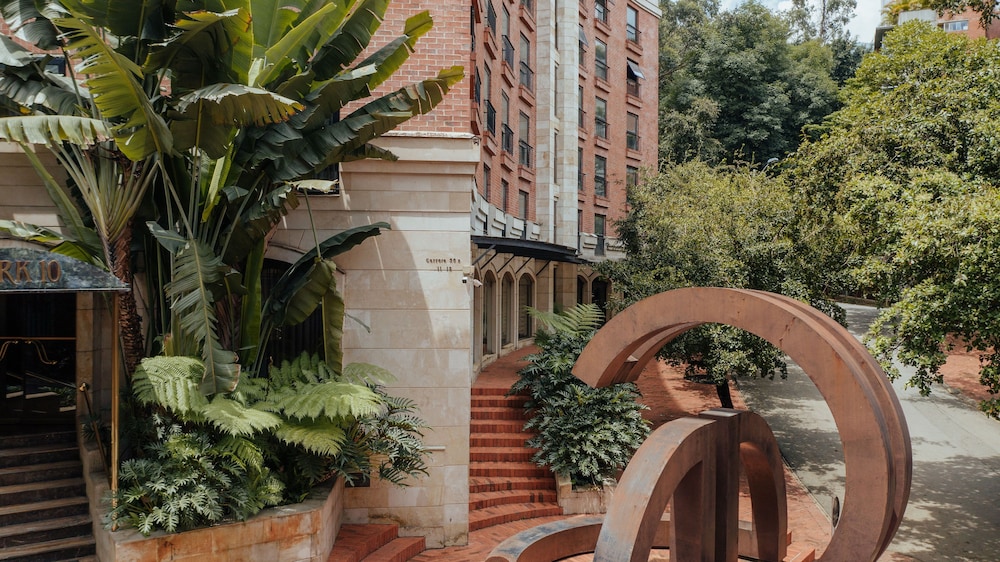 Hotel Park 10 85/88