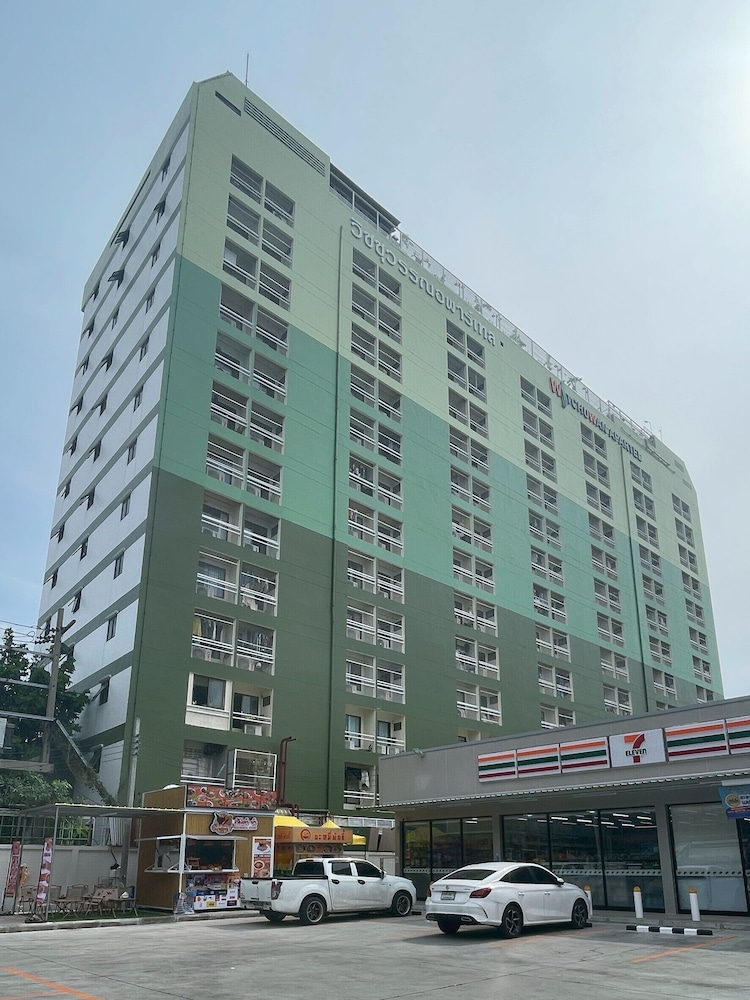 Witchuwan Sport Spa Apartel 3/50