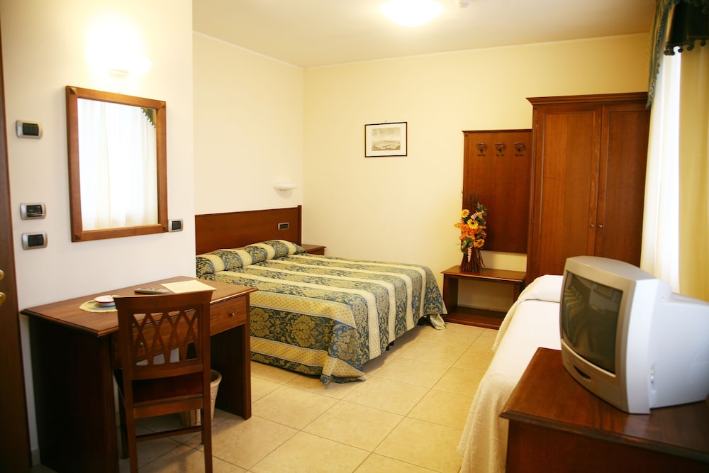 Hotel Tiziana 7/50