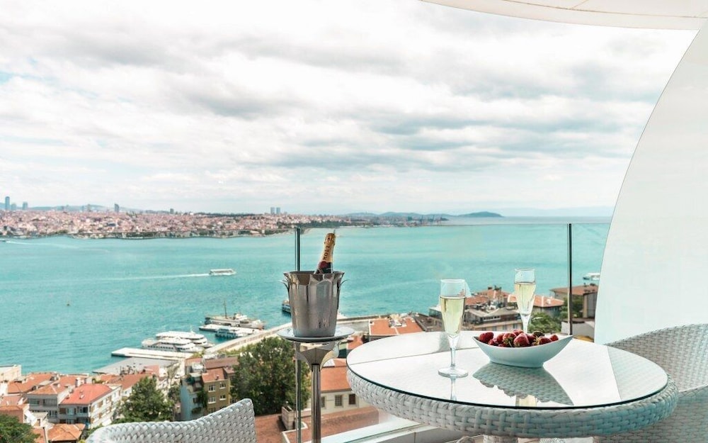 Opera Hotel Bosphorus 41/67