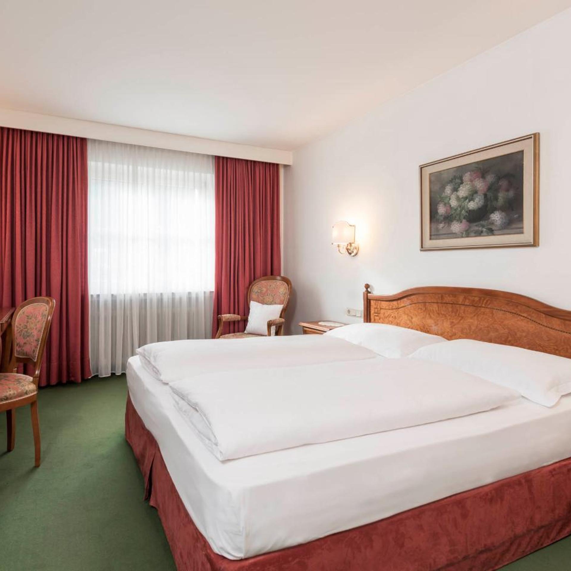 Standard, Double Bed