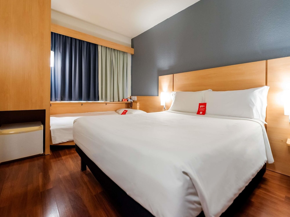 Ibis Joinville 24/58