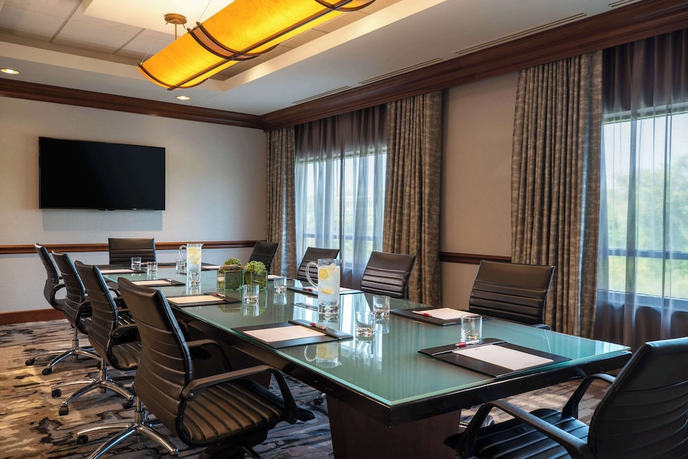 Hyatt Regency Coralville 58/66