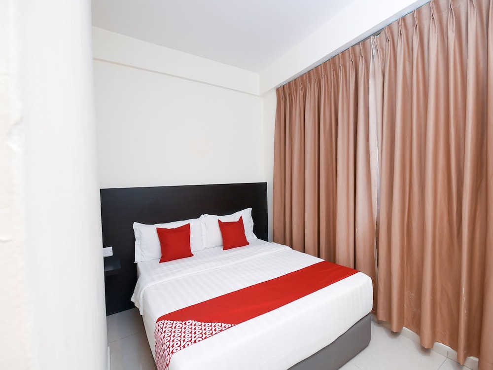 Super Oyo 1148 Kenyalang Suite 12/20