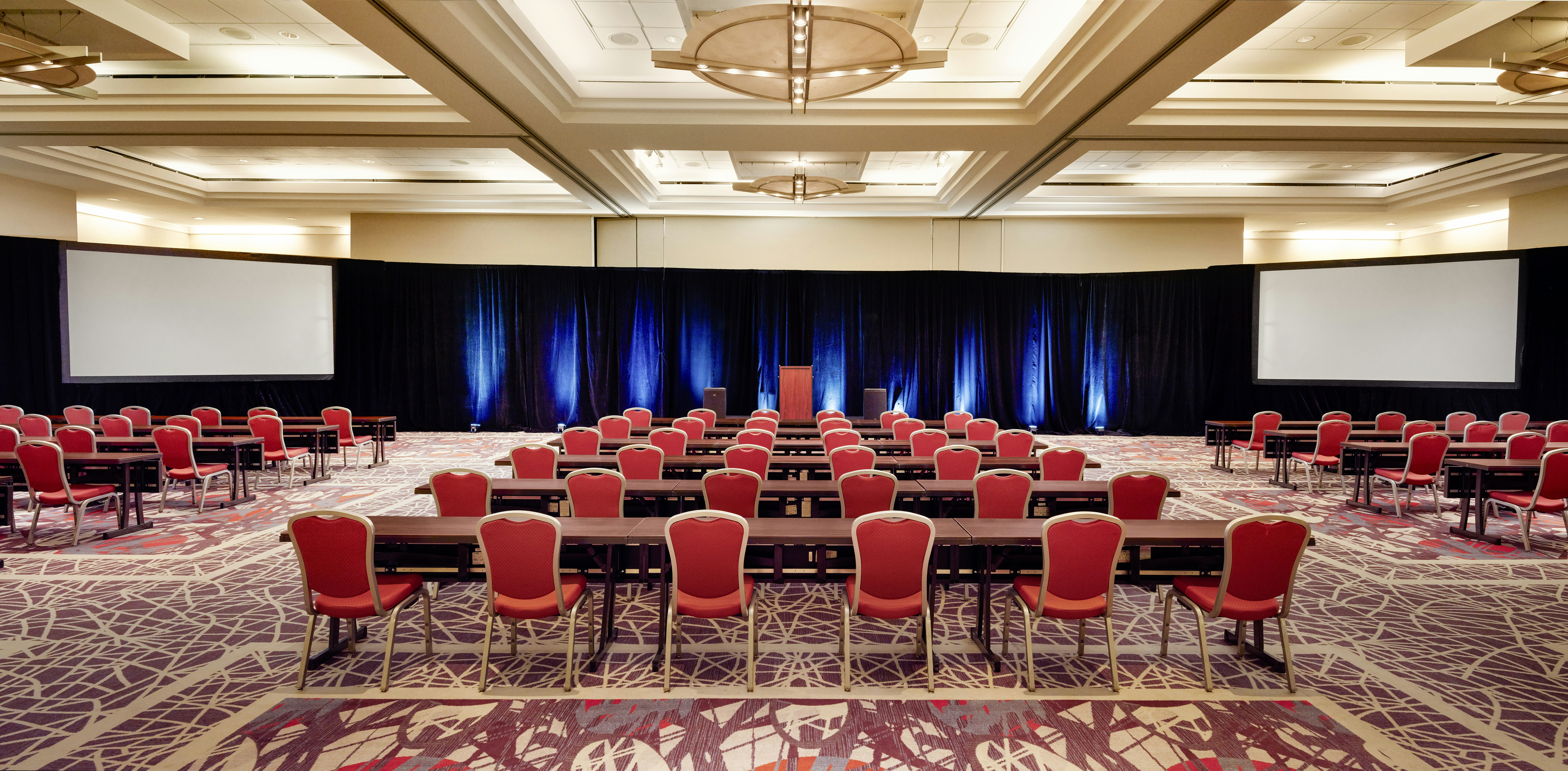 Embassy Suites by Hilton Chicago Downtown Magnificent Mile 42/53