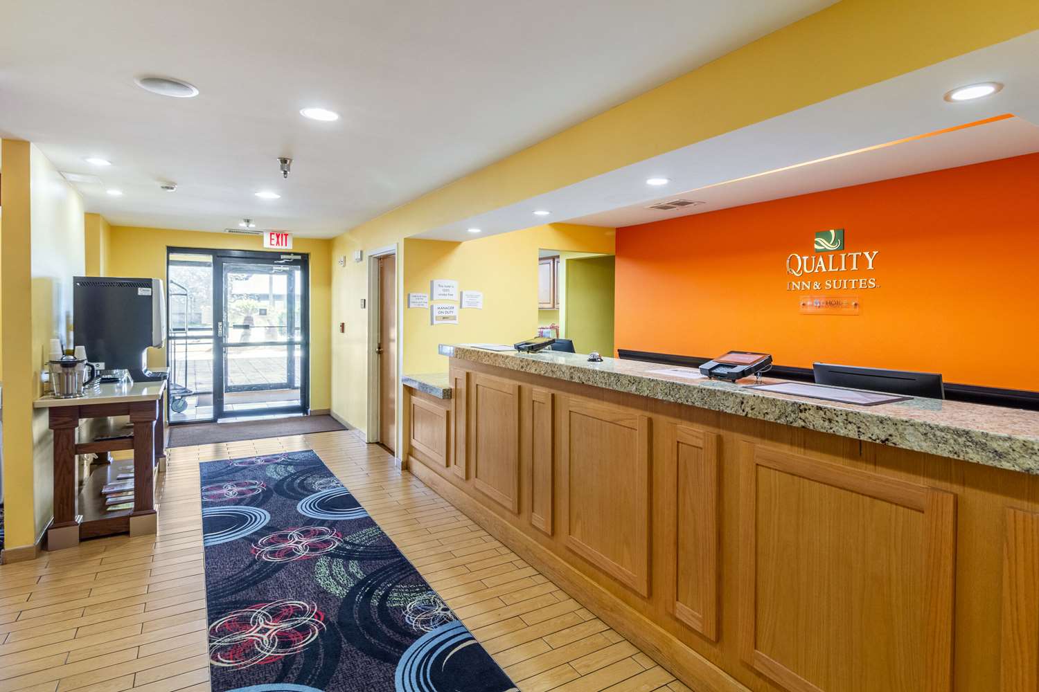 Quality Inn Texas City I-45 4/35