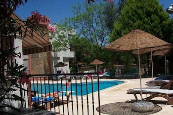 KRISS HOTEL 13/24
