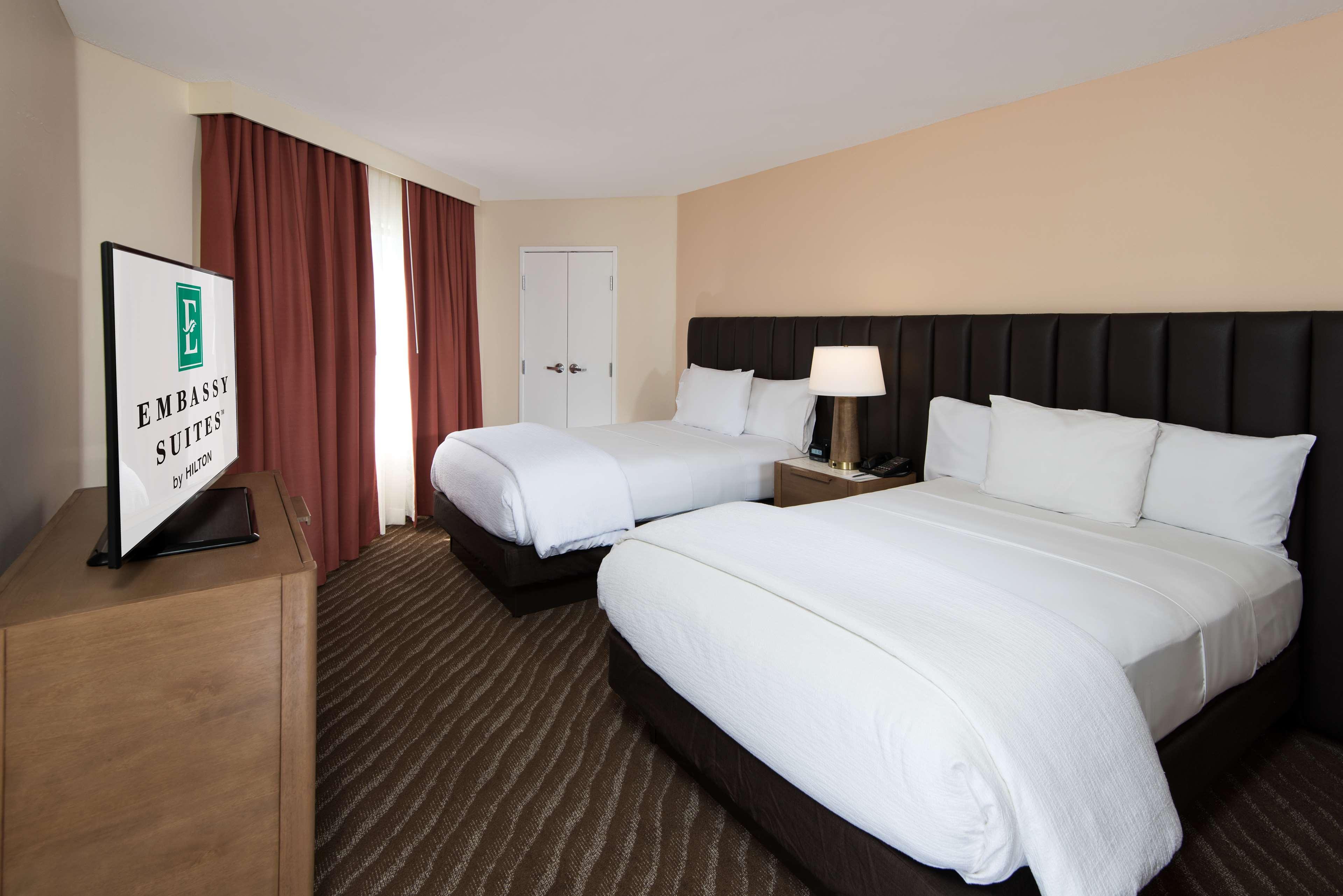 2 ROOMS, SUITE, 2 DOUBLE BEDS, GOLF OR MOUNTAIN VIEW