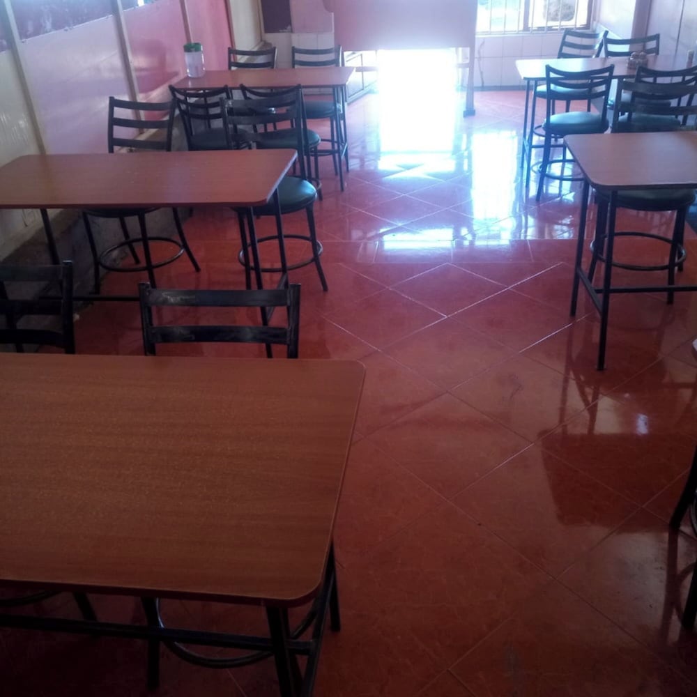 Saboti Hotel 18/19