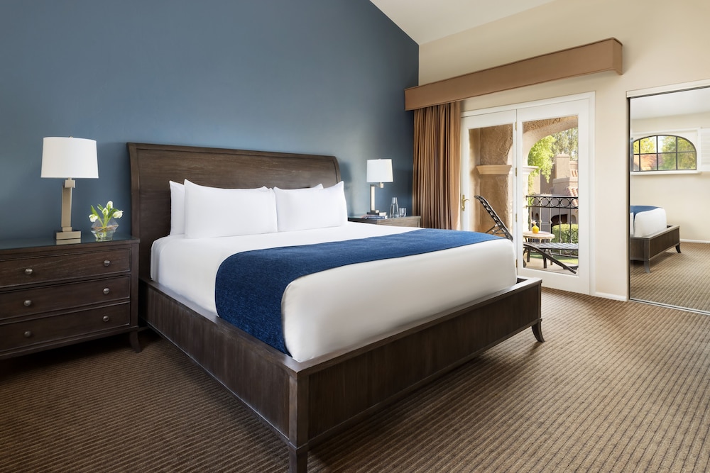 Kimpton Miralina Resort and Villas by IHG 30/84