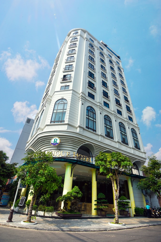 Ritzy Boutique Hotel Da Nang 2/77