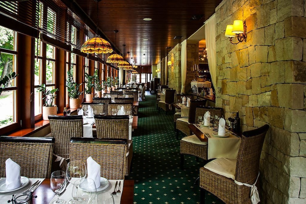 Golf Hotel Morris 48/62