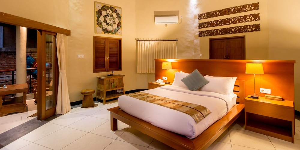 Gajah Biru Bungalows 7/50