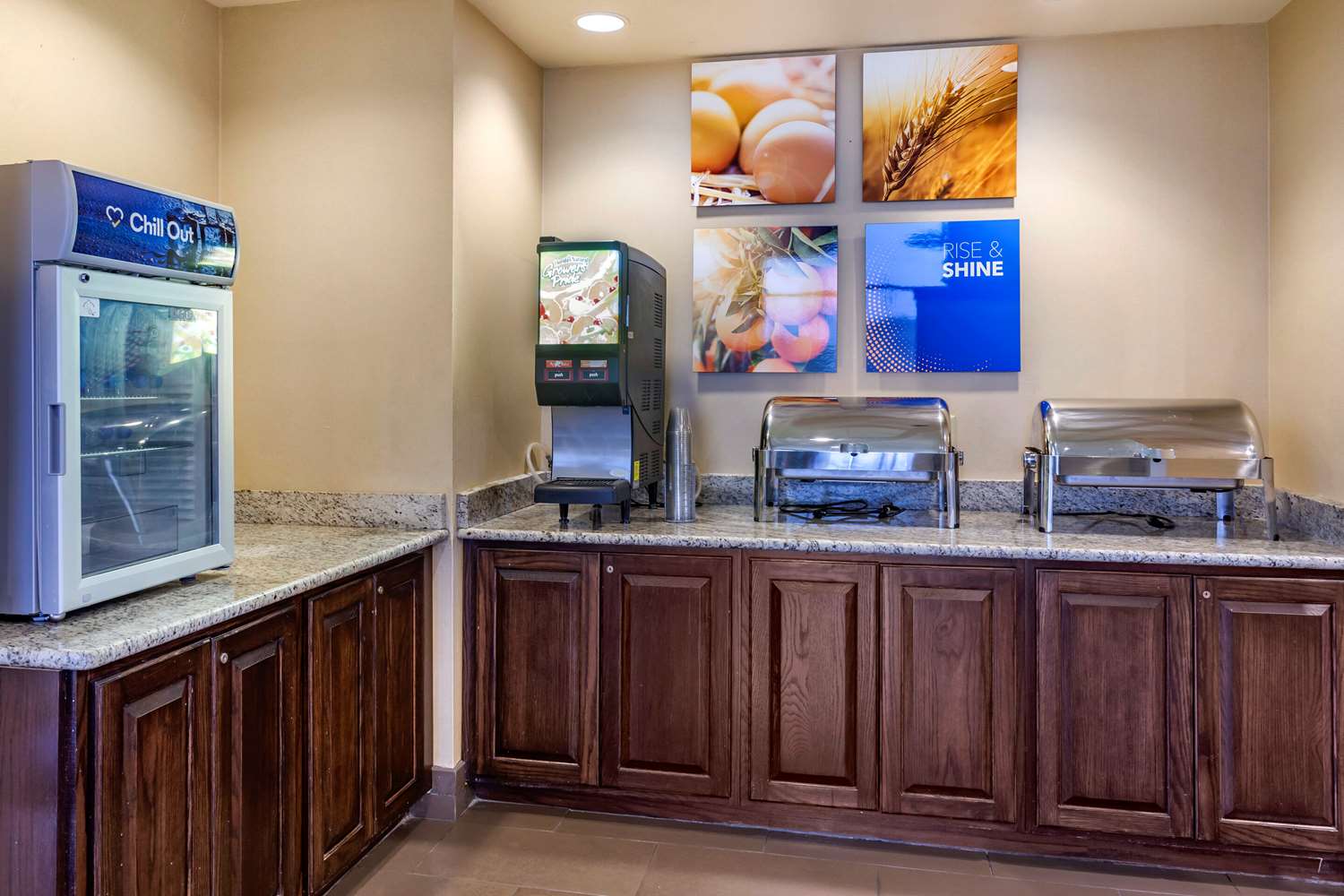 Comfort Suites Jonesboro University Area 25/32