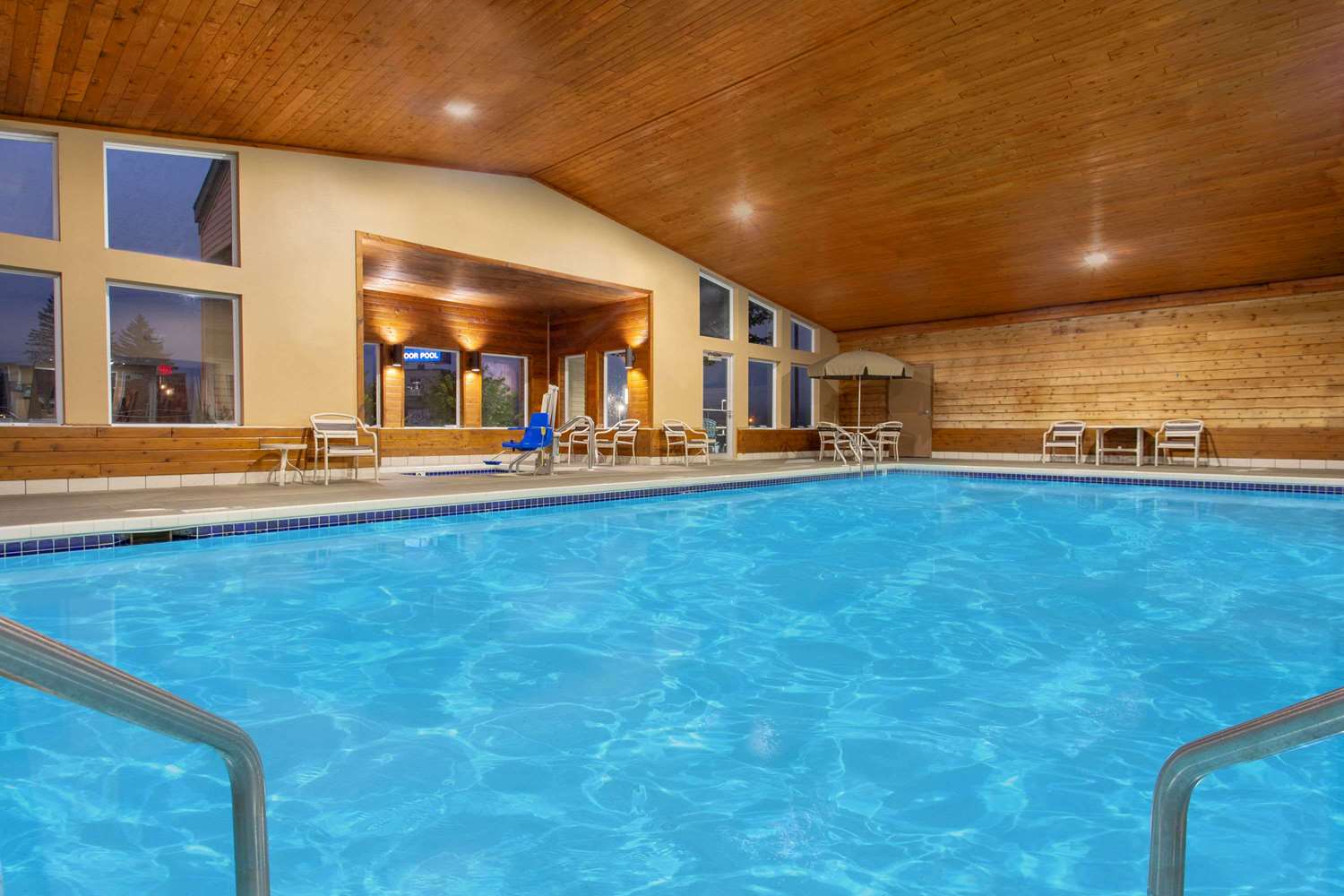 Americinn By Wyndham Boscobel 14/40