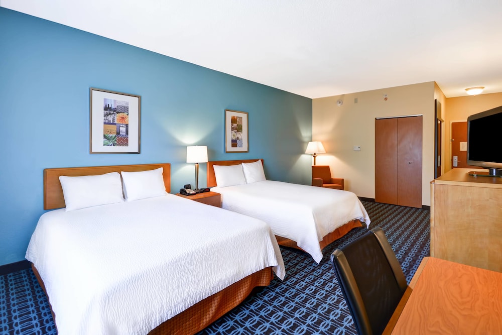 Fairfield Inn Suites Birmingham Fultondale I 65 7/22